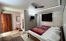 Royal Grand Residency Near Paradise Beach